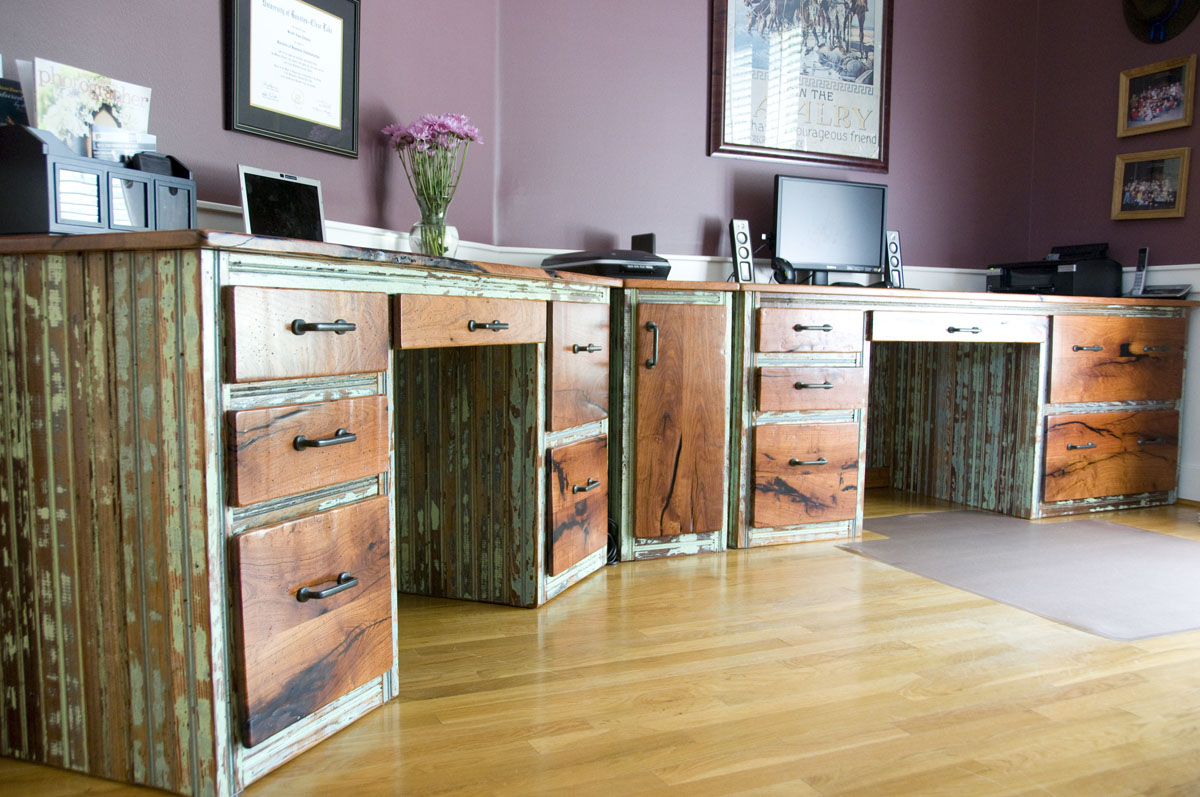 Custom Desks by Hawkins - Live Edge Office furniture